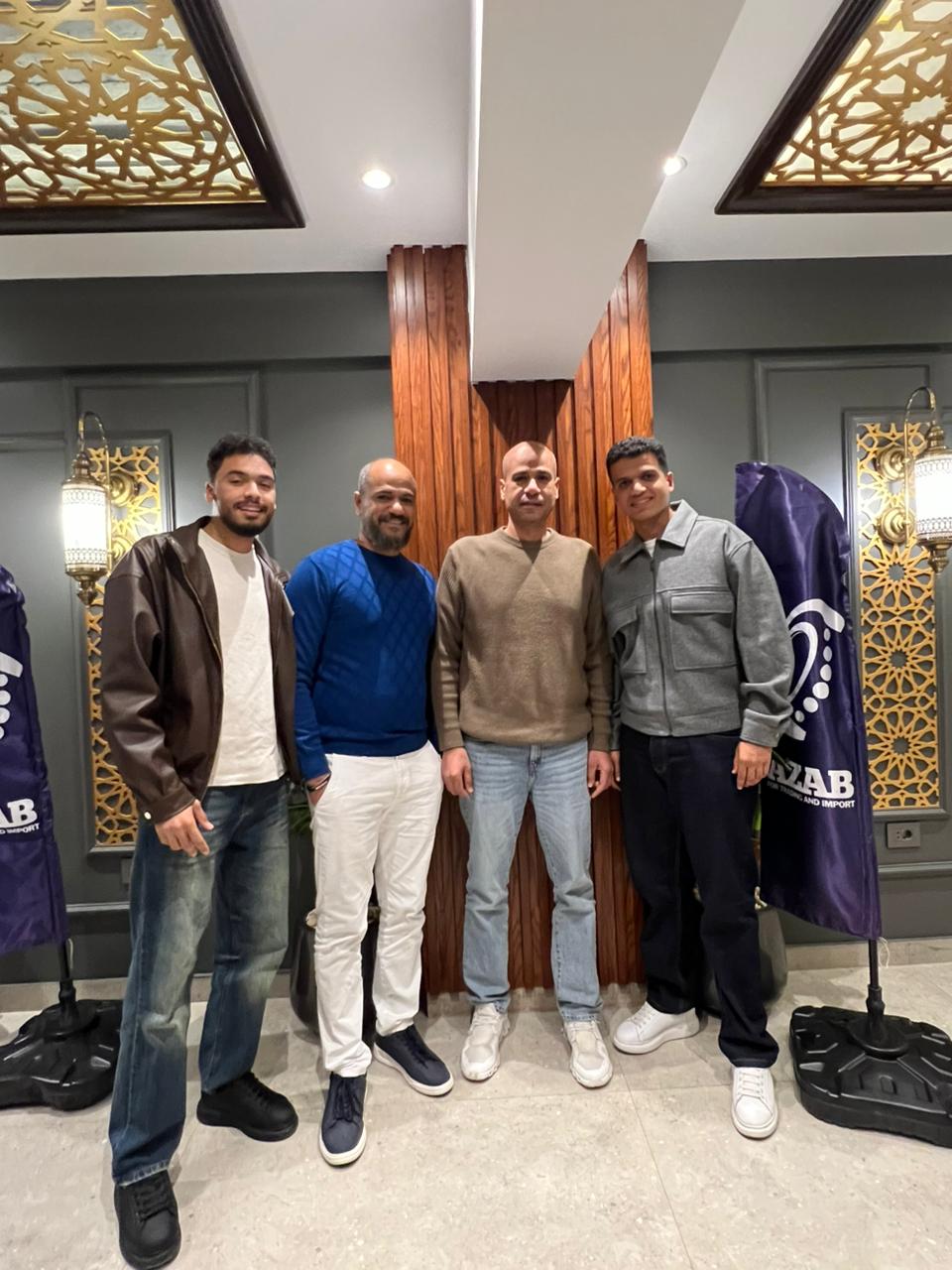 فريق العمل والموظفون